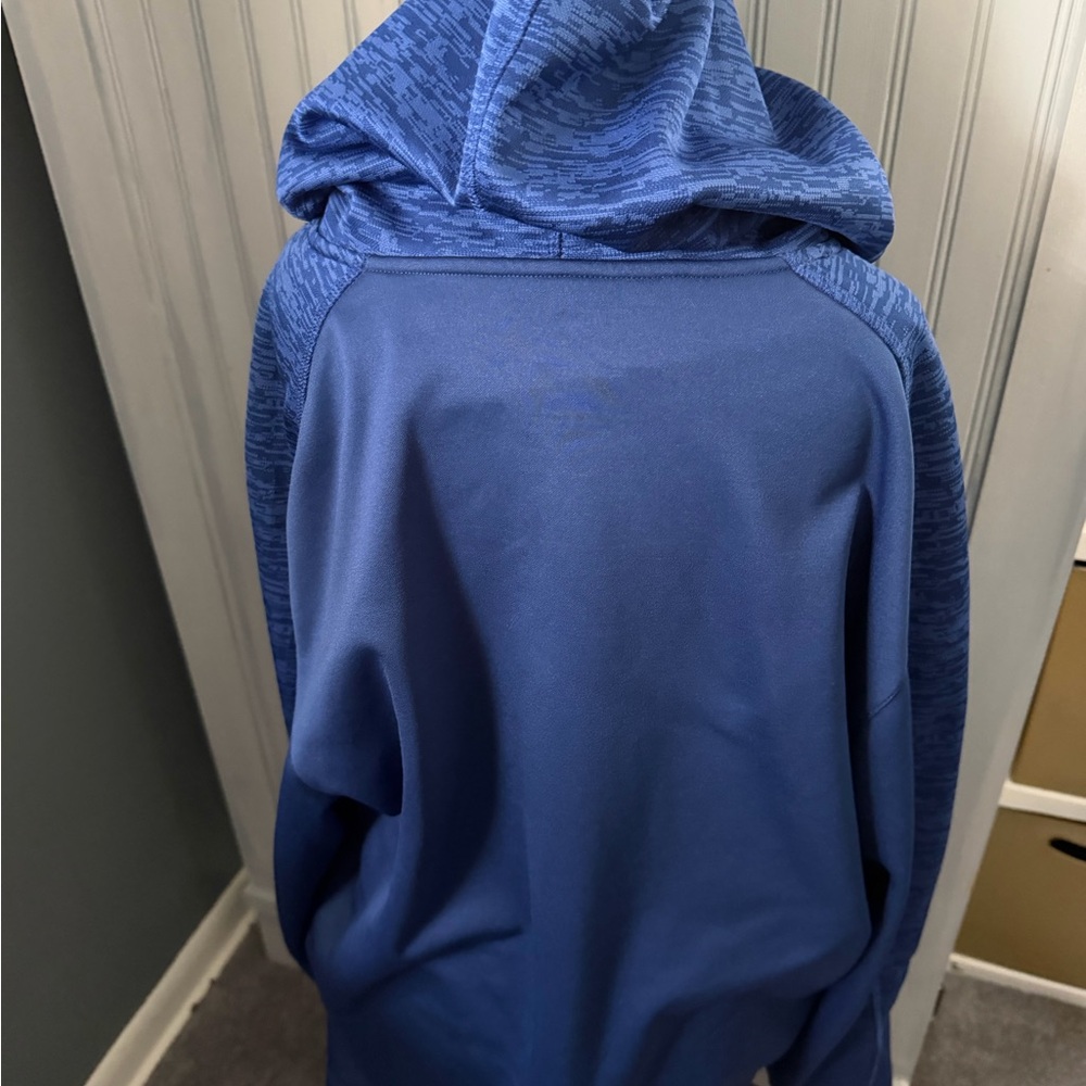 Majestic Blue and Green Men's Hoodie - Picture 4 of 8